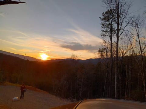 Sunset Ridge RV - Gateway to the Mountains
