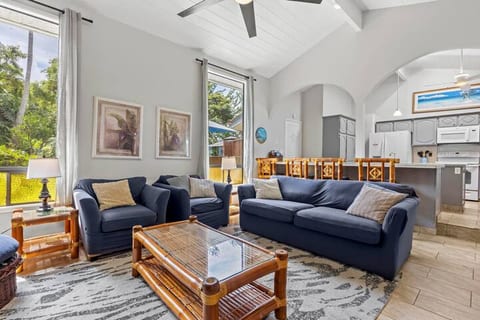 Breathtaking 180 Ocean Views with Pool, Hot Tub