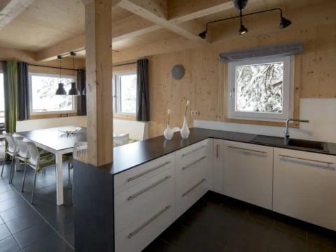 #45 mit IR-Sauna und Sprudelbad innen