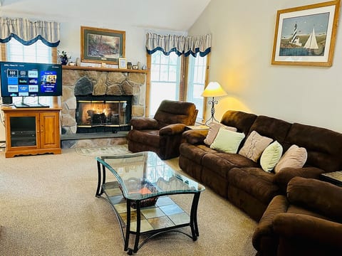 Kid friendly paradise retreat by Camelbackmountain