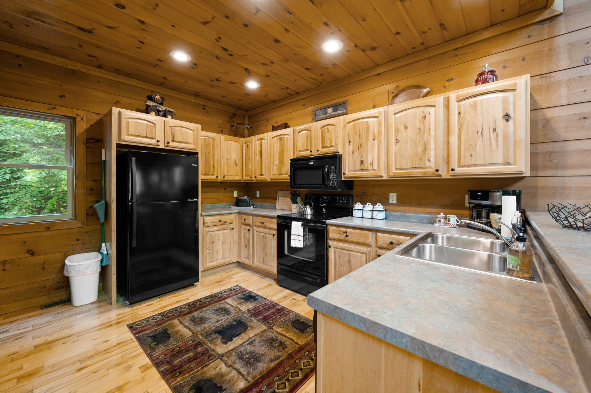 Fully stocked kitchen with everything you need to cook a meal.  Plenty of counter space to prepare meals if you want to.  Stocked with plenty of dishes, pots, pans, utensils, etc.