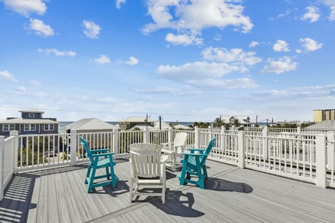 3rd Floor Furnished Balcony with Gulf Views