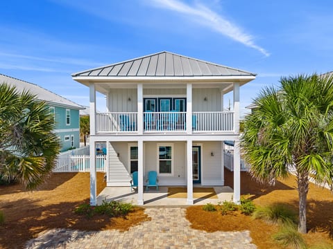 Family coastal beach home just steps from Beach Access 8 & 9