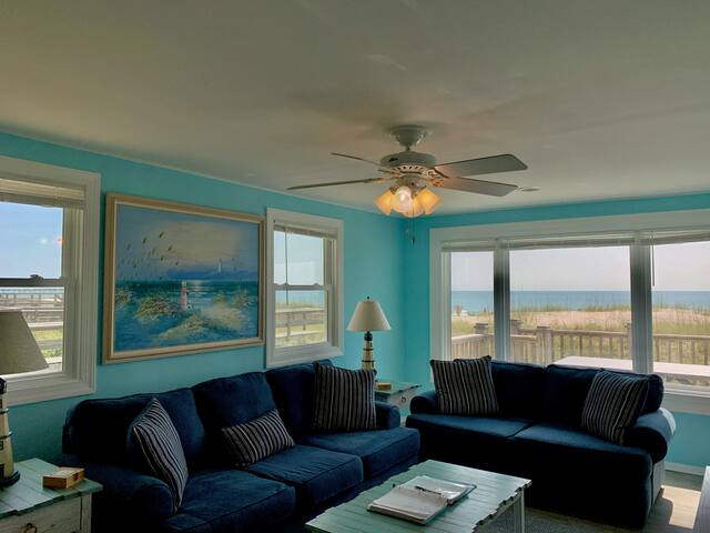Oceanfront 3BR Kure House-wifi, swing, huge deck