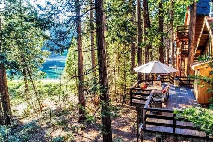 Lakeside Chalet (right on the lake!)  - Arnold