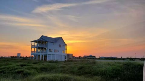 Wilde Dune: Just a simple life by the sea with a touch of luxury