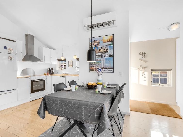 albertina-300m-to-the-fjord/