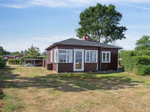 "Mirkka" - 50m from the sea