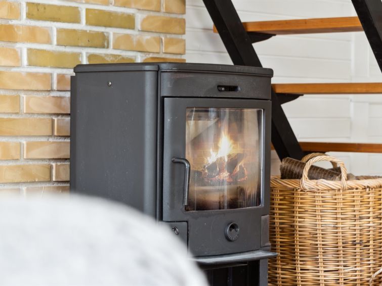 jouni-1-6km-from-the-sea/