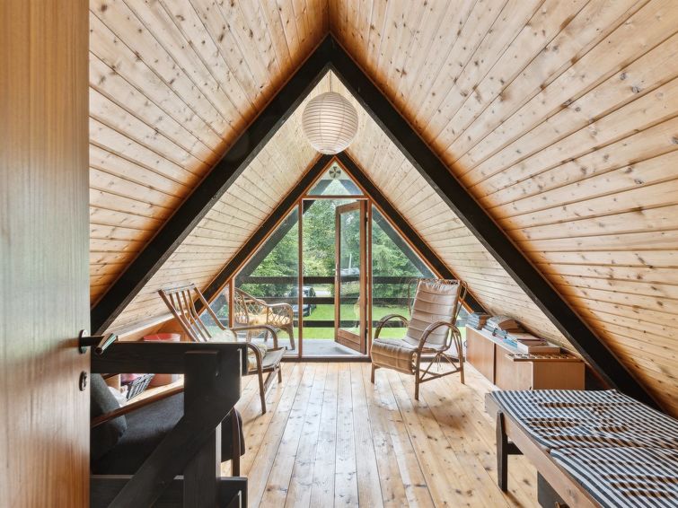 jouni-1-6km-from-the-sea/