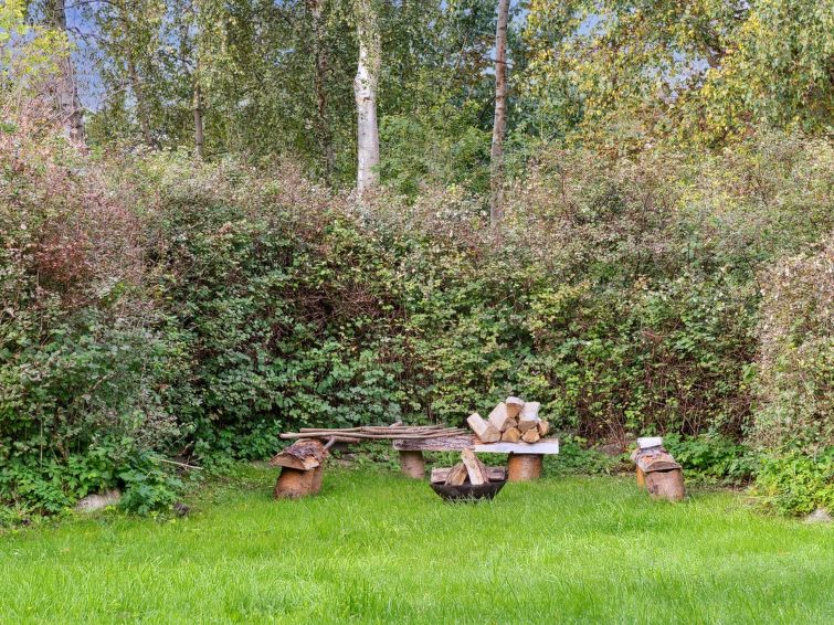 josina-675m-from-the-sea/