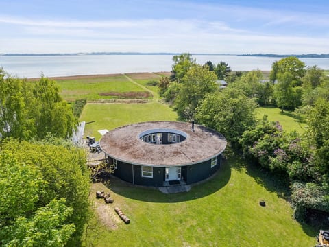 "Vemund" - 100m to the fjord