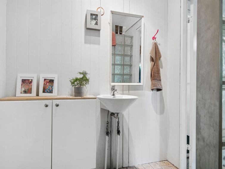 bistra-280m-from-the-sea/