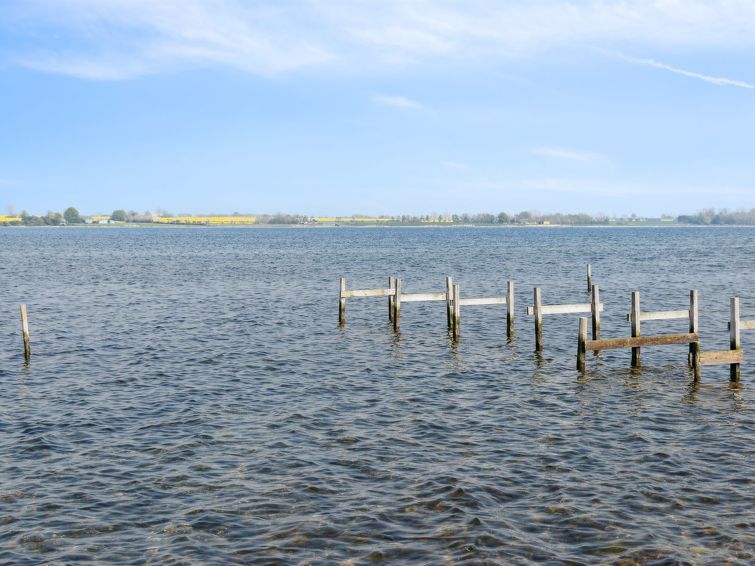 tameka-10m-to-the-fjord/