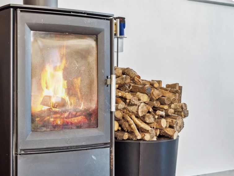 tameka-10m-to-the-fjord/