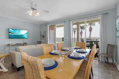 La Paradis Dauphine~4Bedroom~1st Floor~Beachfront