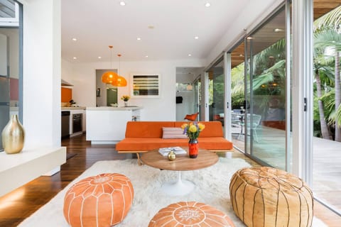 Palms Place