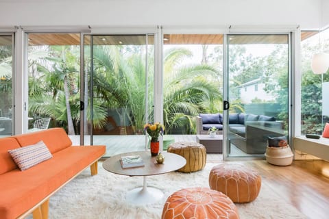 Palms Place
