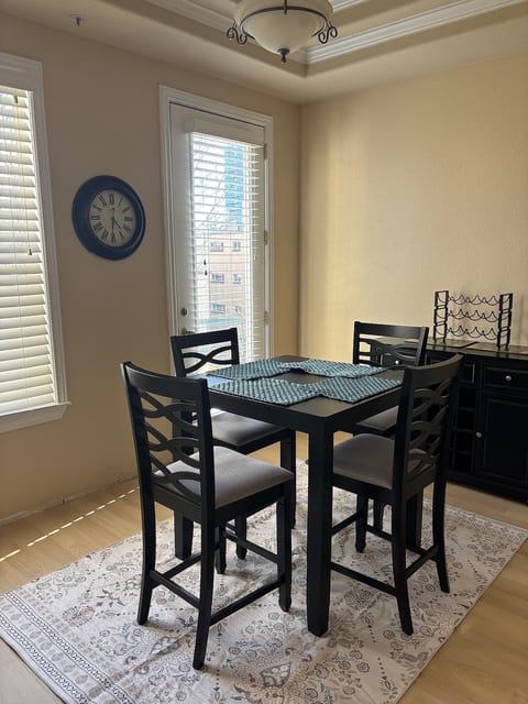 2 Bed 2 Bath Condo in Washington Park