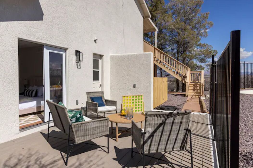 Lux & Cozy ~ Sedona Mountain View ~ Heated Pool & Jacuzzi
