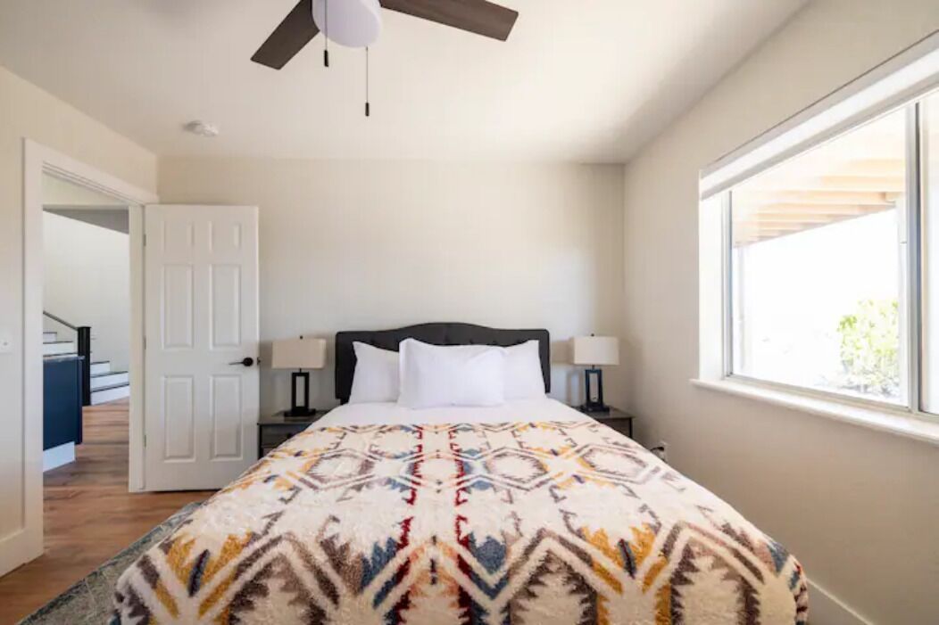 Lux & Cozy ~ Sedona Mountain View ~ Heated Pool & Jacuzzi