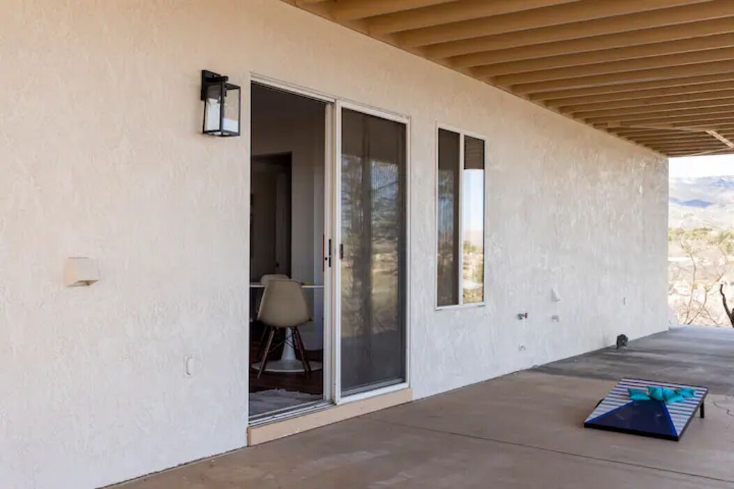 Lux & Cozy ~ Sedona Mountain View ~ Heated Pool & Jacuzzi