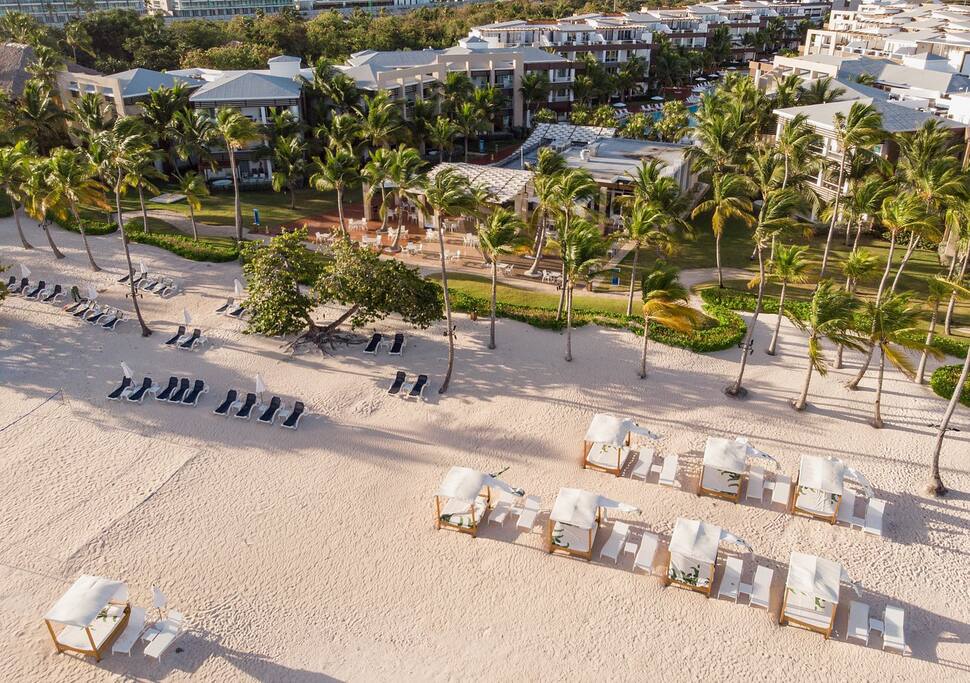 Steps from the beach or pool in Punta Cana