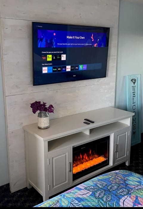Fireplace in bedroom