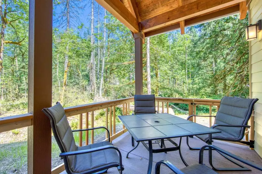 Big Tree Retreat: Hot tub, Woodstove, Salmon River - Mount Hood Village