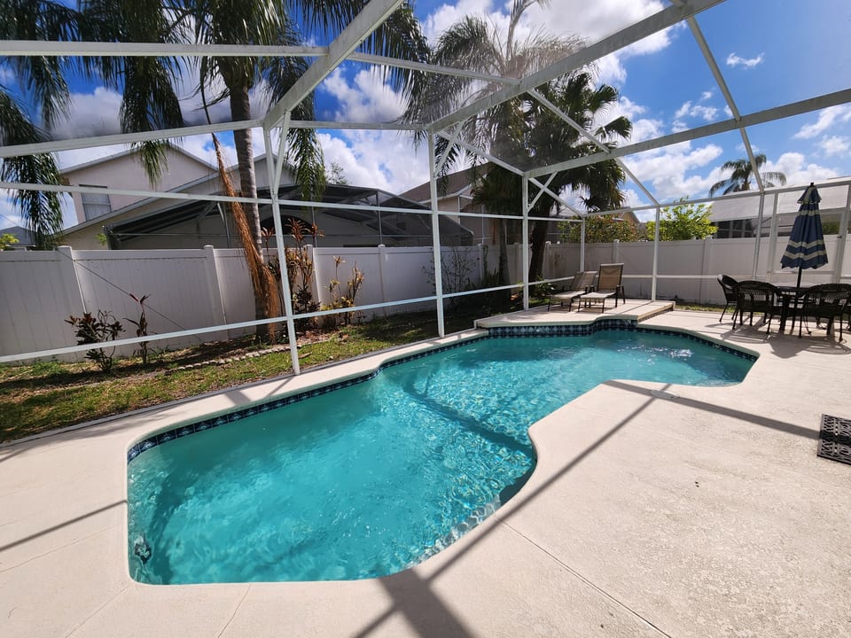 Private Pool, fenced in backyard for privacy