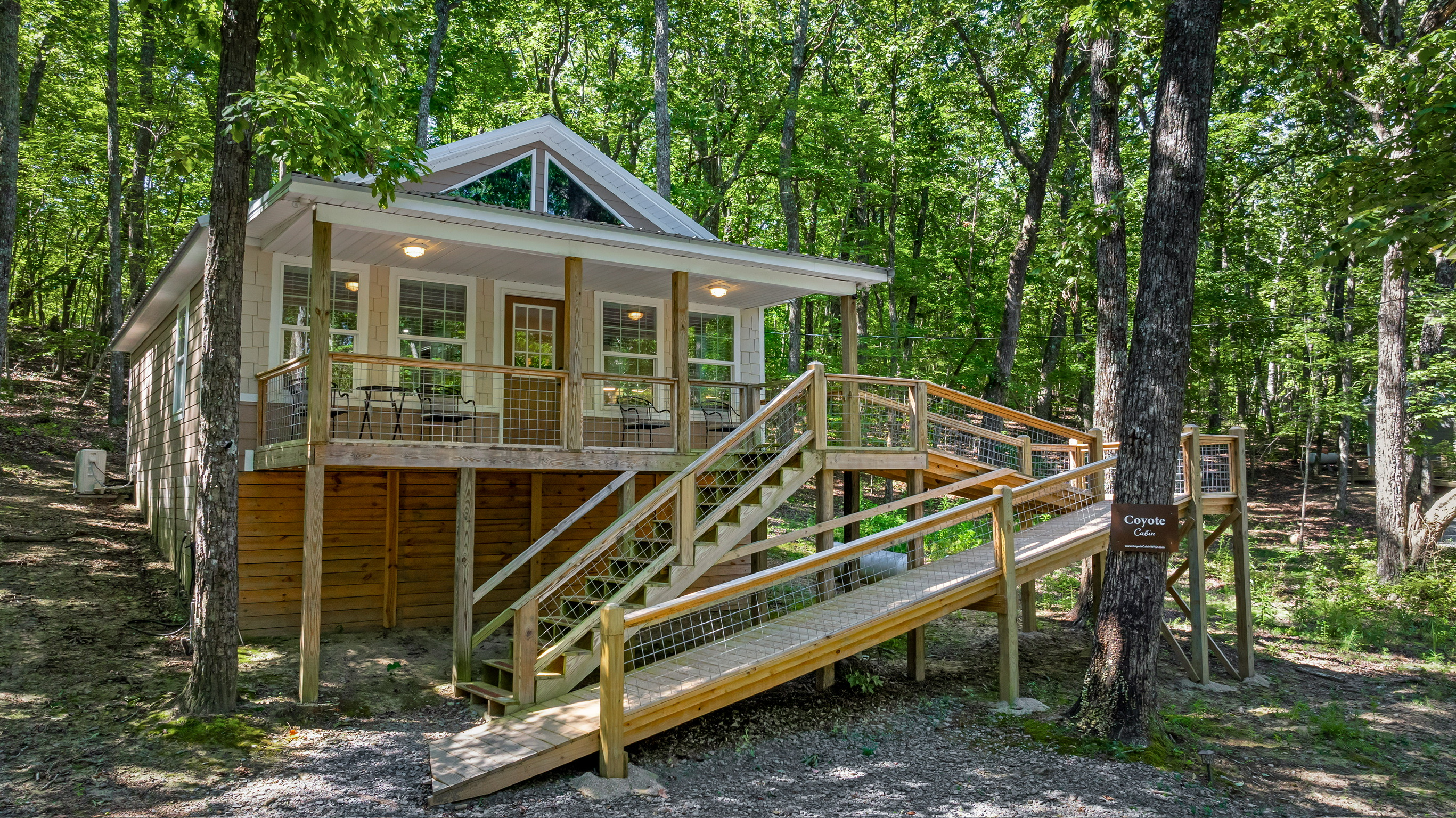 two-cabins-at-woodland-retreat-at-desoto/