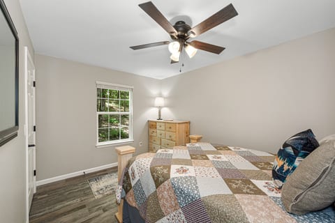 Two Cabins at Woodland Retreat at DeSoto