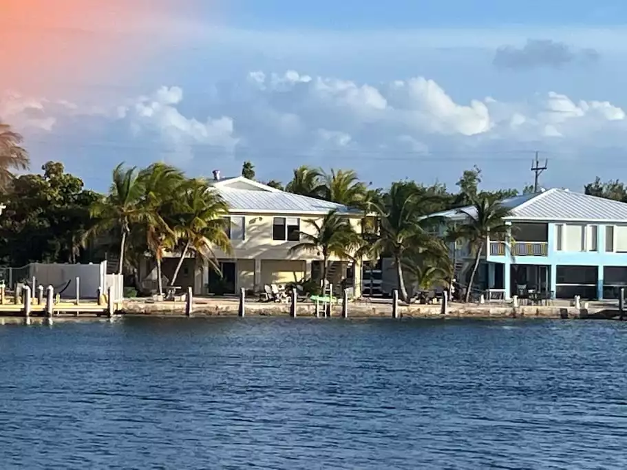 waterfront-home-incredible-view-37-dock-kayak/