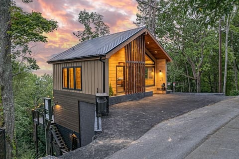 Mountain View Hideaway