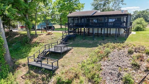 Pickwick Screened Patio w/Boat Ramp & RV Parking