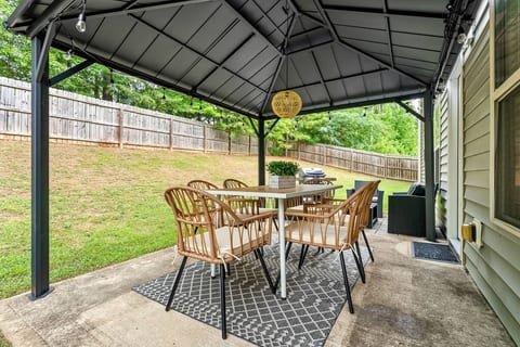 Central to RTJ, Downtown AUB & Opelika *Sleeps 12*