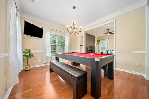 Central to RTJ, Downtown AUB & Opelika *Sleeps 12*