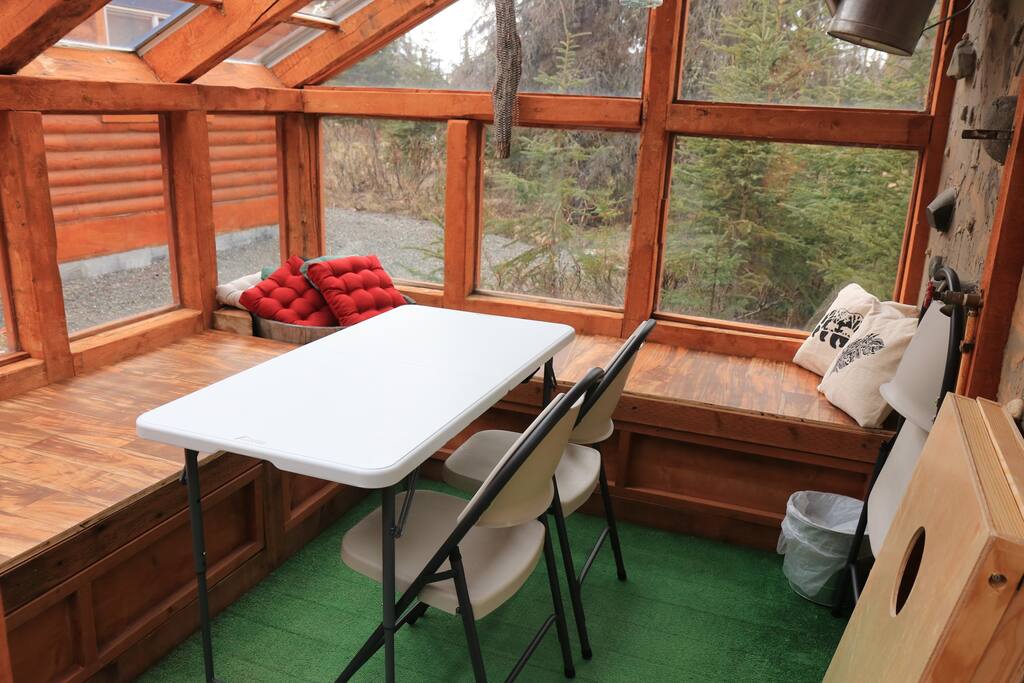 JBs Alaska Getaway 2 Bed 2 Bath Custom Log Home 