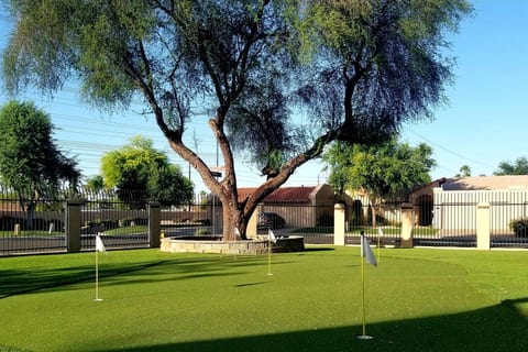 Putters & balls are included with your stay.