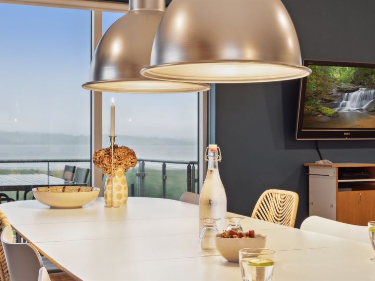 berta-70m-to-the-fjord/