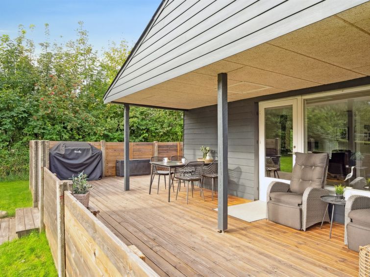 jobst-600m-to-the-fjord/