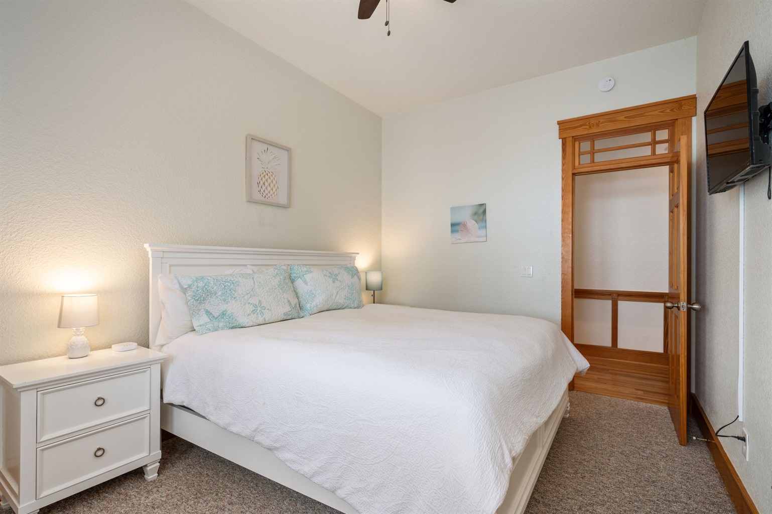 King En Suite on Second Level