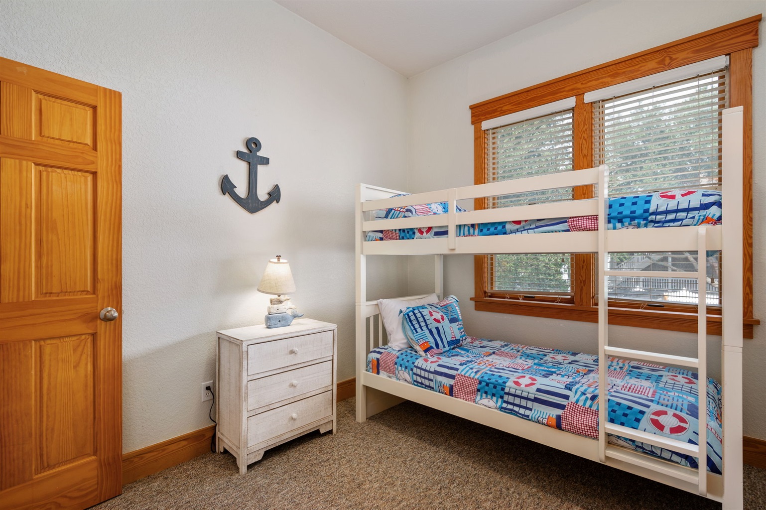 Bunk bedroom