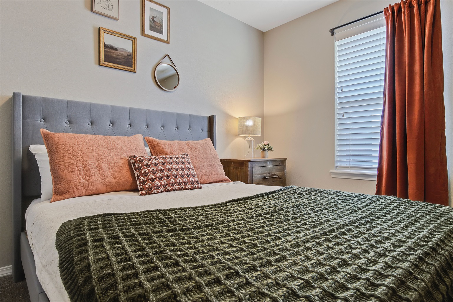 serenity-haven-retreat:-4br-tranquility-and-comfort/