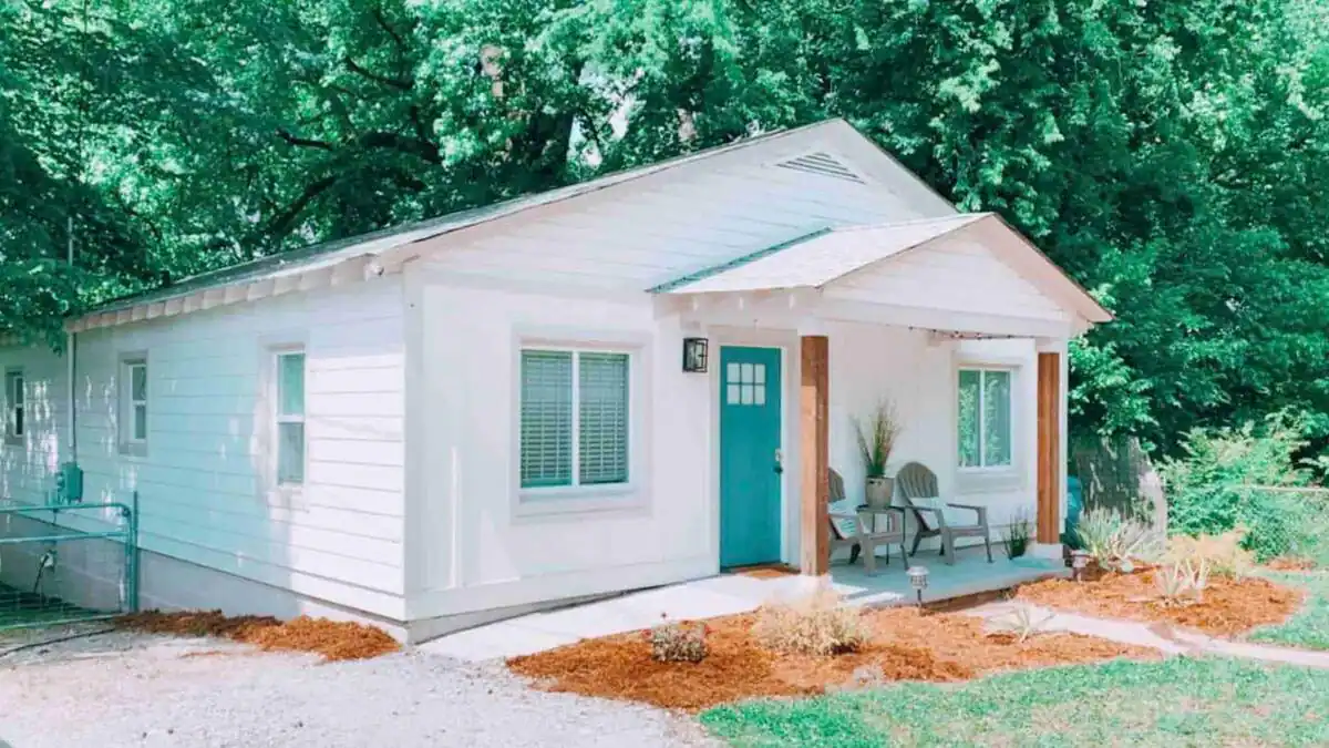 White Bohemian, Games, Hot Tub Events sleeps 34