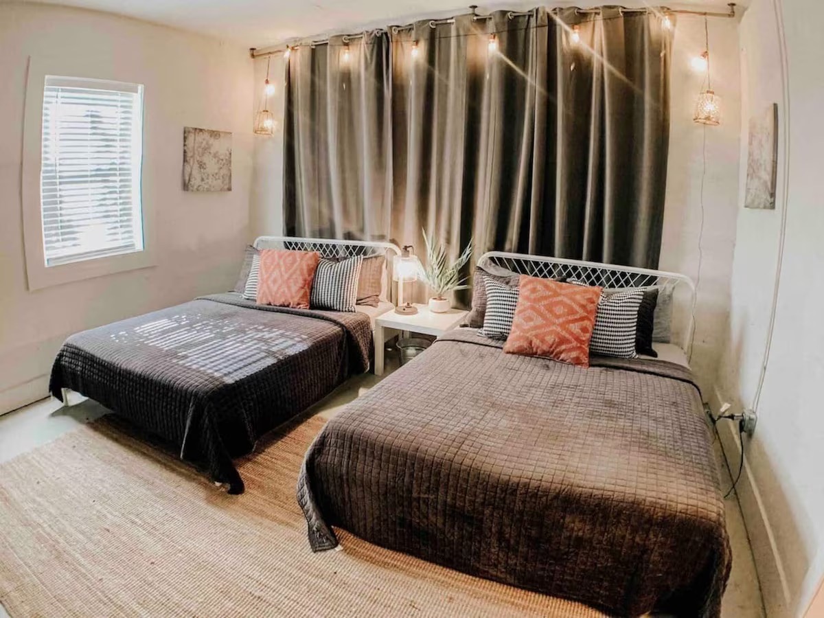 White Bohemian, Games, Hot Tub Events sleeps 34
