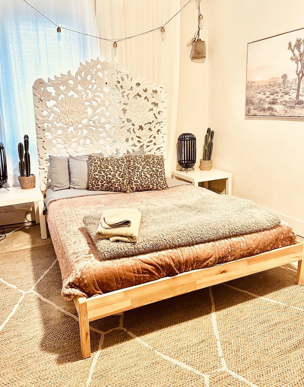 White Bohemian, Games, Hot Tub Events sleeps 34