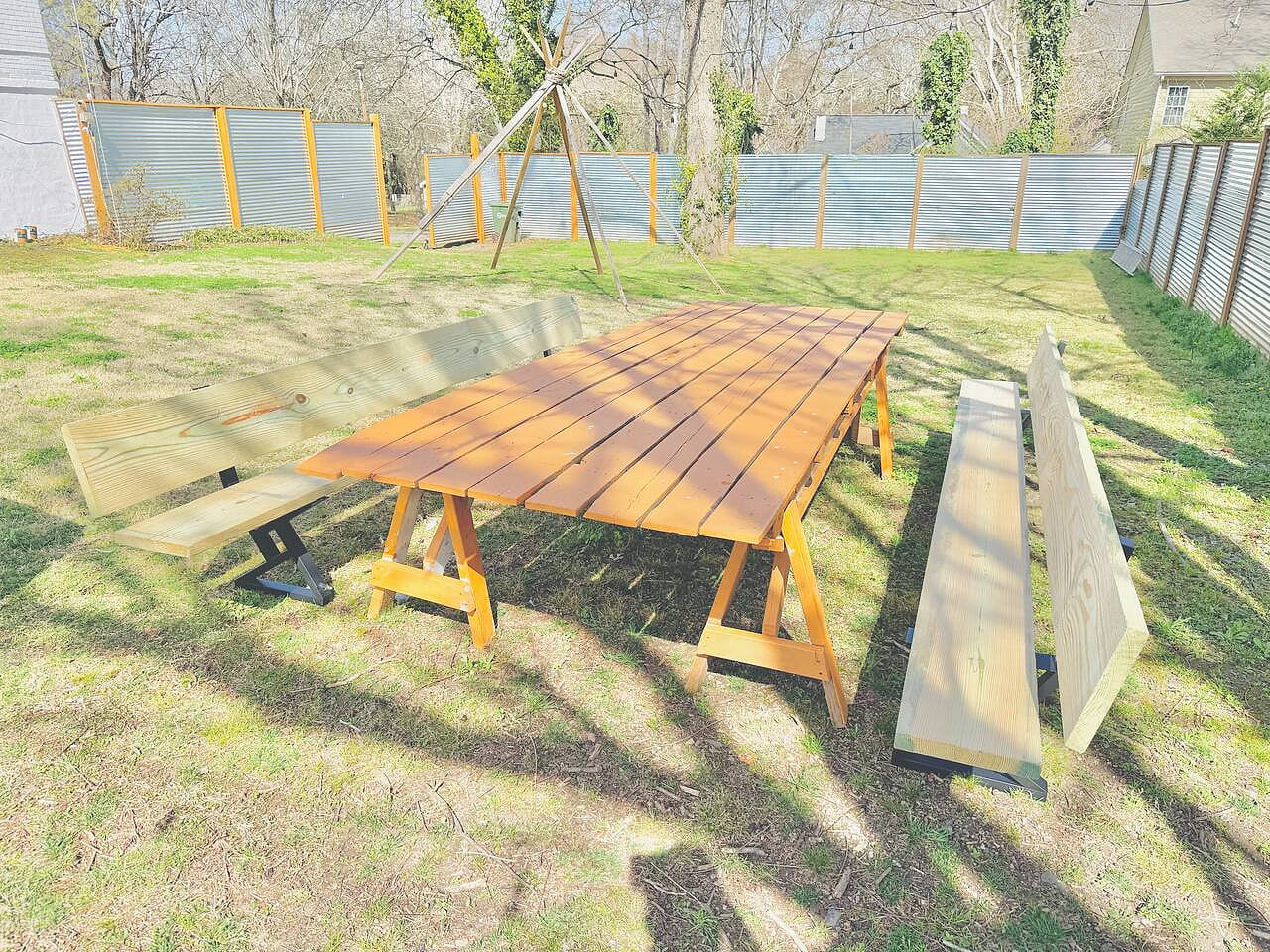 White Bohemian, Games, Hot Tub Events sleeps 34