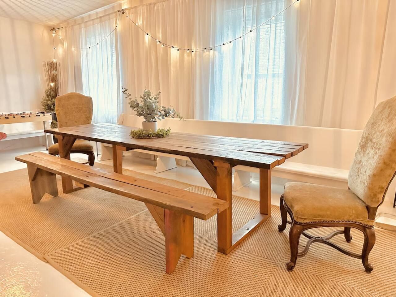 White Bohemian, Games, Hot Tub Events sleeps 34