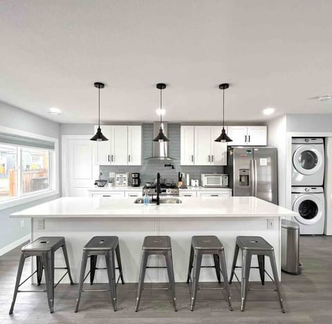 Modern & Bright Open Concept Ranch Home by DU!